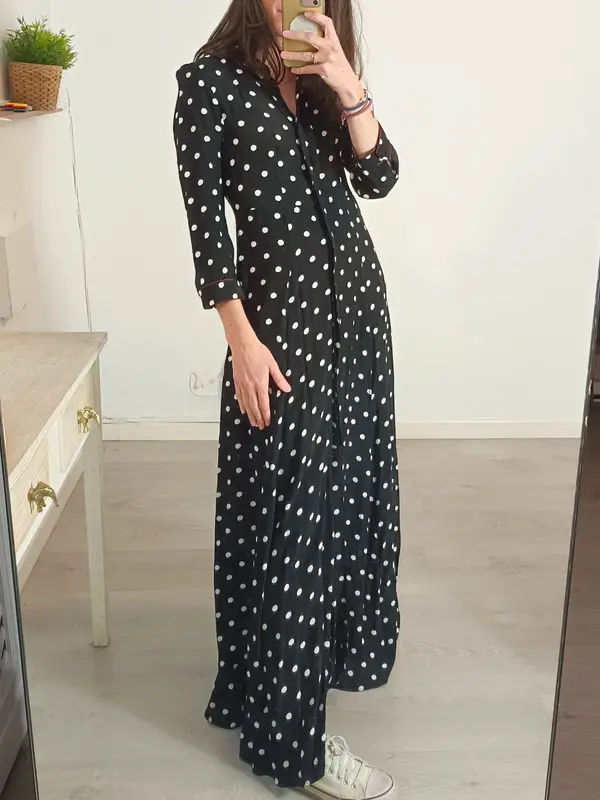ZARA. Vestido negro largo lunares. T S