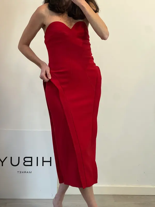 ZARA. Vestido rojo midi costuras