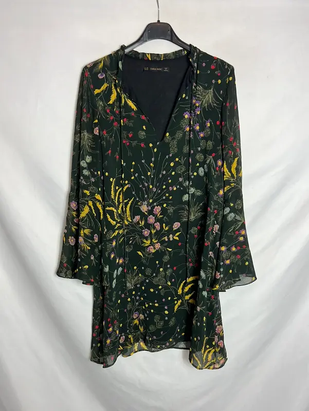 ZARA. Vestido verde flores T.xs