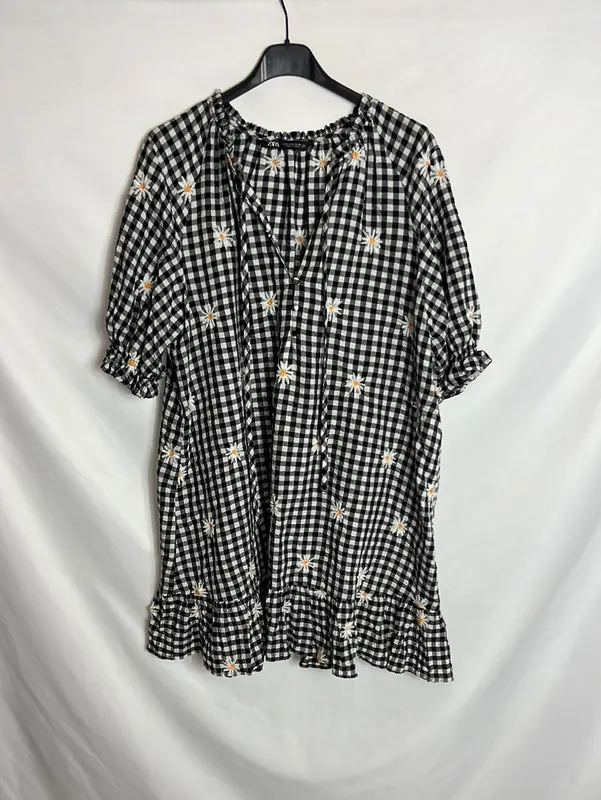 ZARA. Vestido vichy margaritas .  T S
